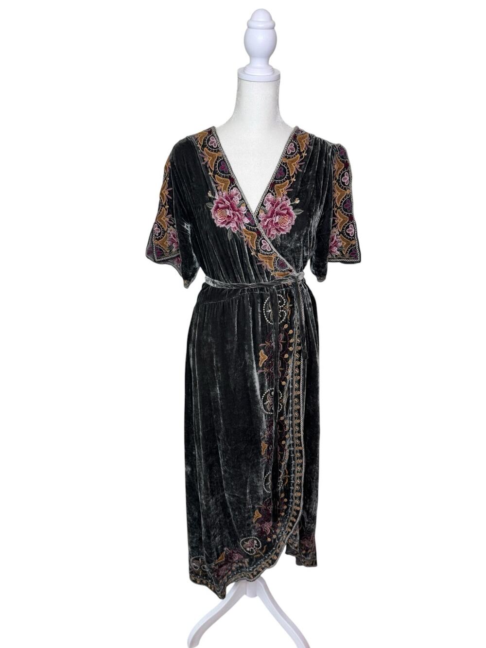 Johnny Was Joanna Velvet Floral Embroidered Wrap Dress  Green Size Small